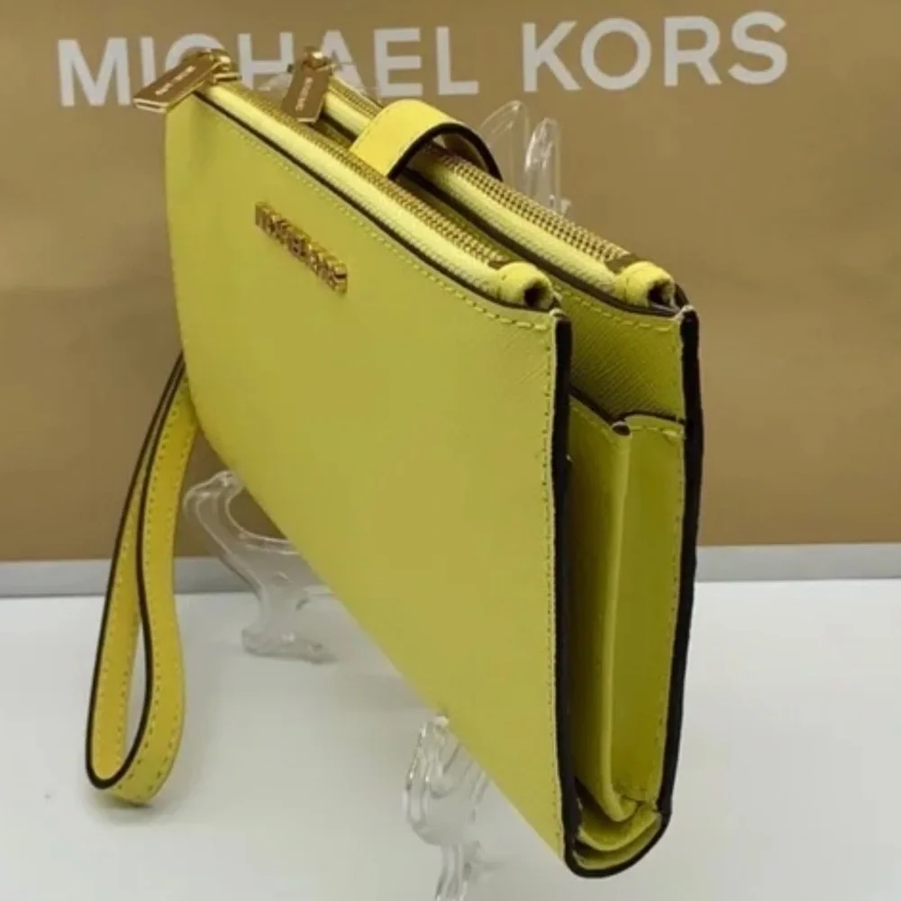 MICHAEL KORS LARGE DOUBLE ZIP WRISTLET WALLET SUNSHINE